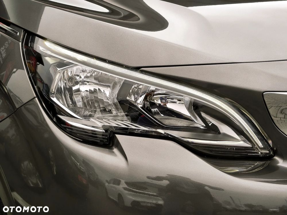 Peugeot 5008 BlueHDi 120 Allure - 16