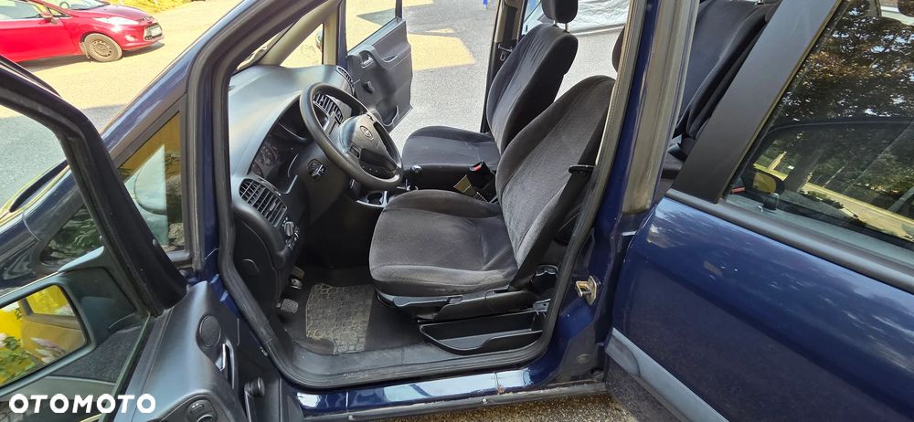 Opel Zafira 1.6 16V Elegance - 6