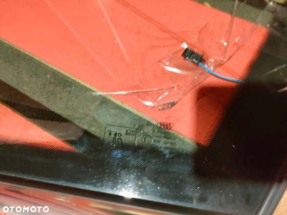 AUDI A4 B9 AVANT Szyba KAROSERYJNA PRAWY lub Lewy TYŁ - 3