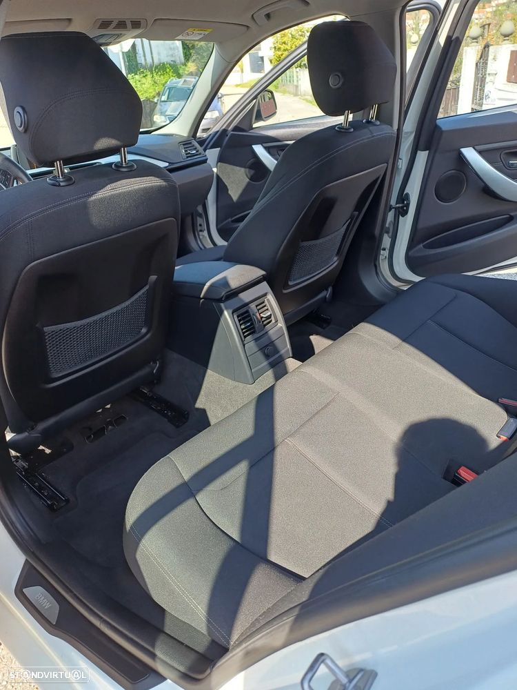BMW 318 d Line Modern - 10