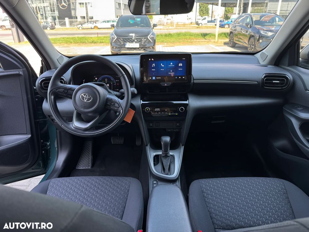 Toyota Yaris Cross - 14