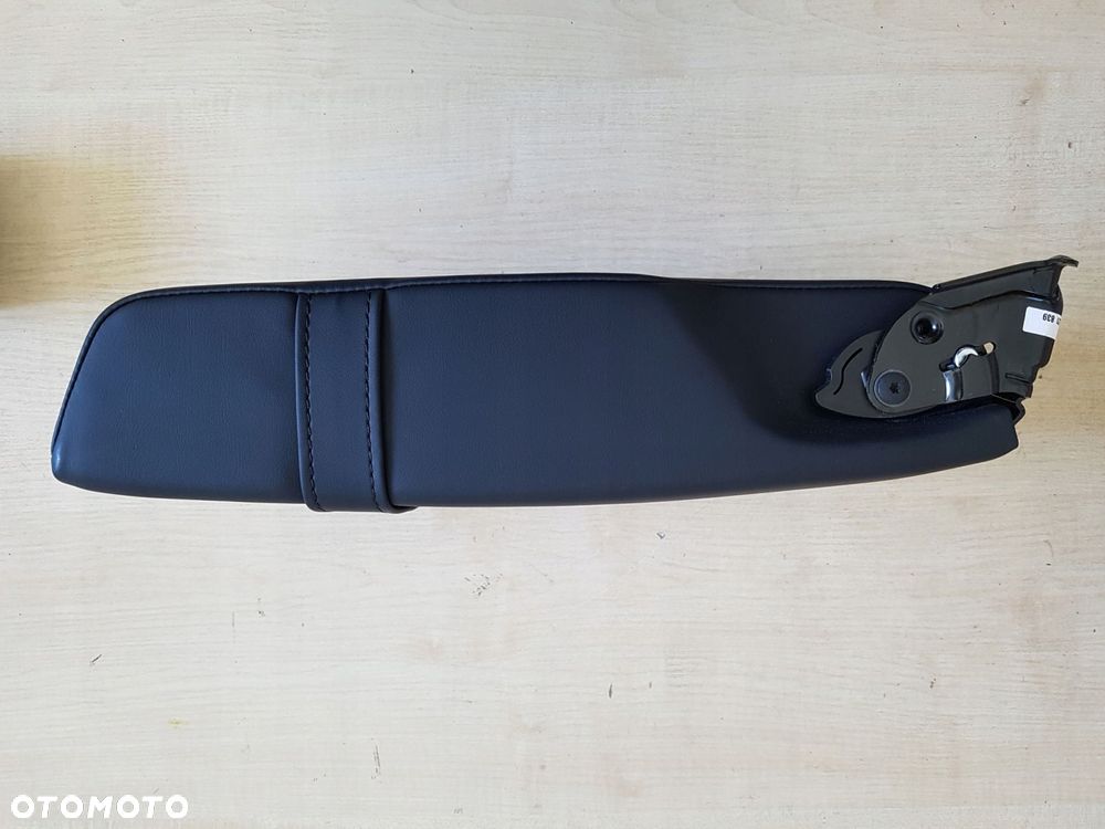 mercedes c podłokietnik kanapy a2069705000 - 3