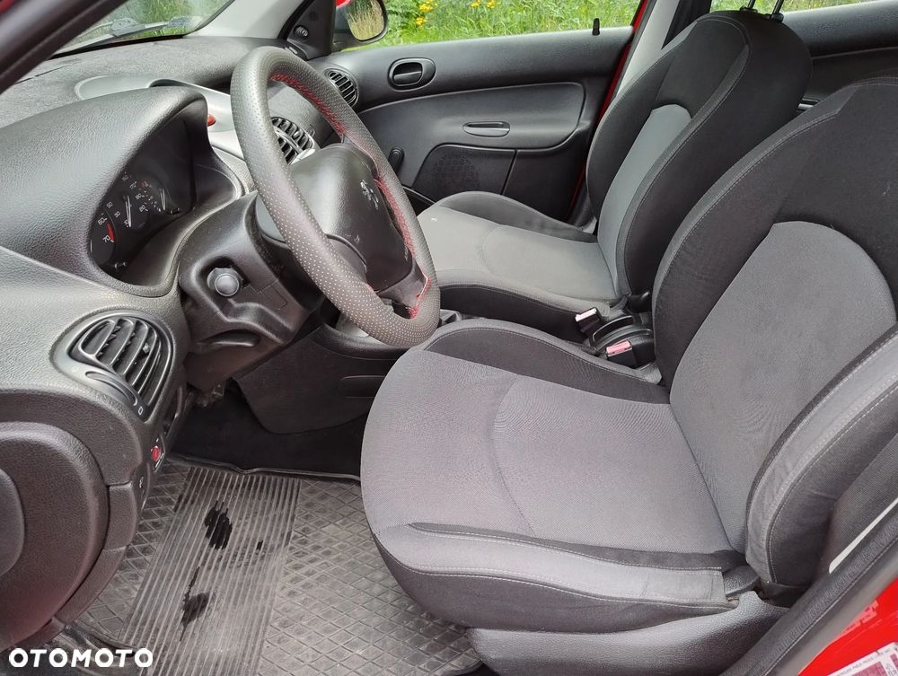 Peugeot 206 1.4 Trendy - 12