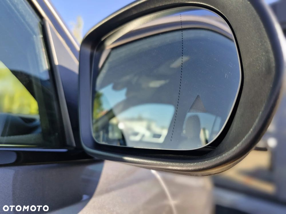 Mercedes-Benz GLB 200 d 4-Matic Progressive 8G-DCT - 38