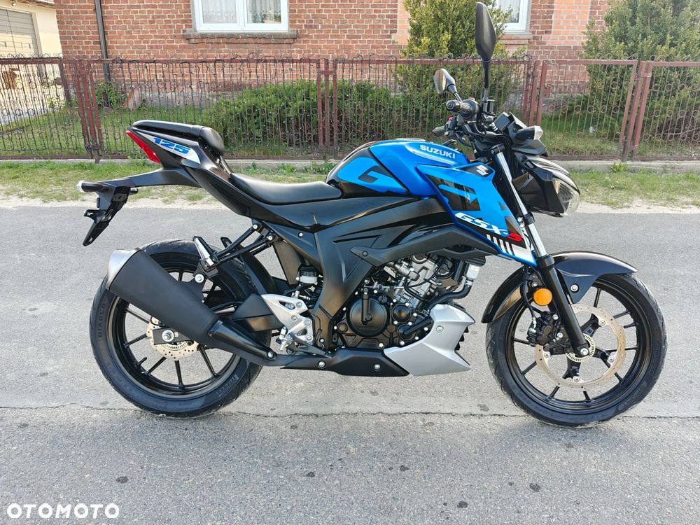Suzuki GSX - 4