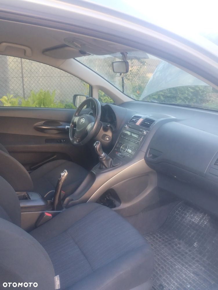 Toyota Auris 1.6 VVT-i Sol - 7