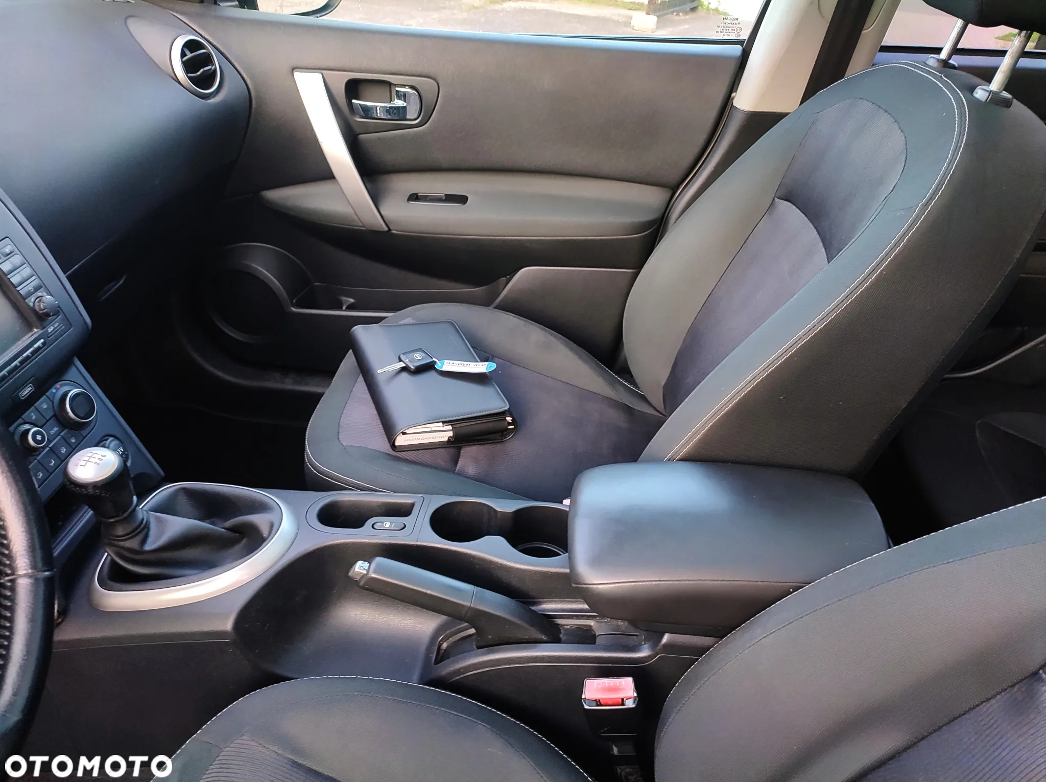 Nissan Qashqai 1.6 dCi TEKNA+ - 11