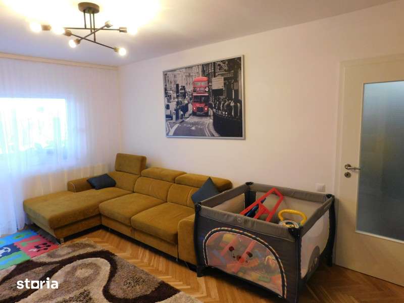 Apartament 3 camere, complet renovat, decomandat, Gheorgheni — fotografia 1