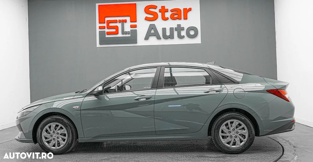 Hyundai Elantra 1.6 l 123 CP CVT Exclusive Navi - 10