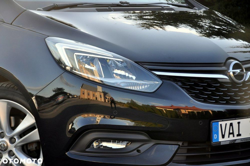 Opel Zafira - 12