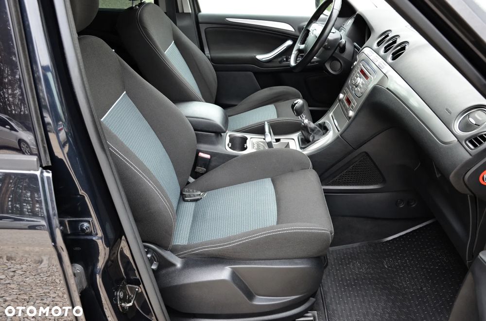 Ford S-Max 2.0 TDCi DPF Business Edition - 34