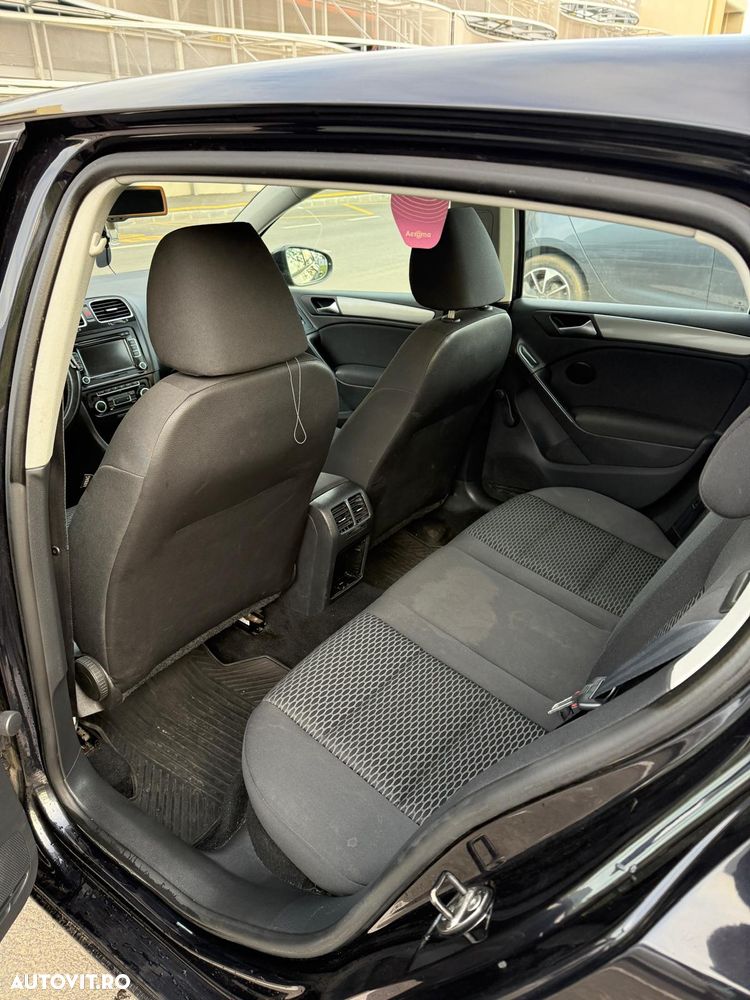 Volkswagen Golf 1.6 TDI DPF Trendline - 4