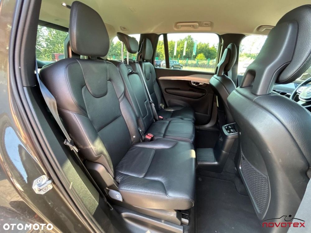 Volvo XC 90 - 24