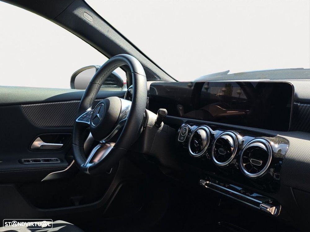 Mercedes-Benz A 180 Limousine d - 14