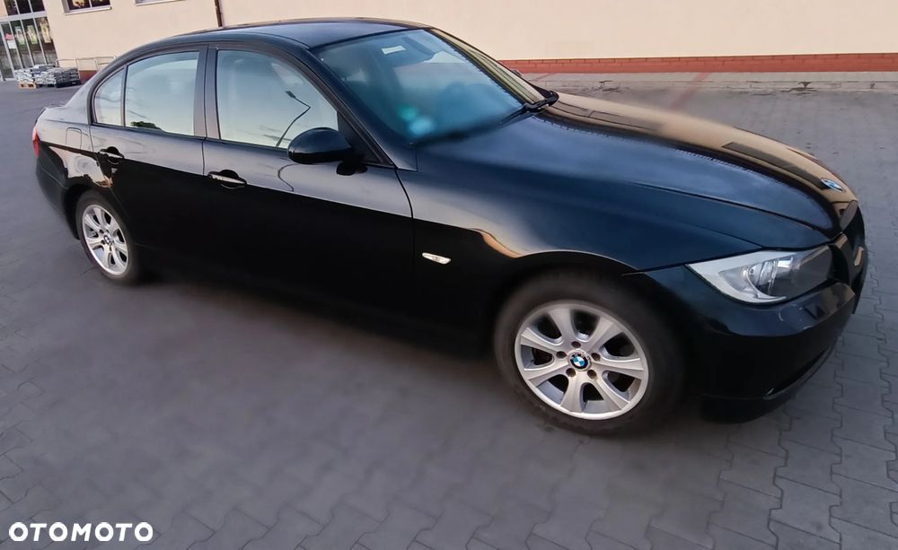 BMW Seria 3 320d DPF Touring - 2