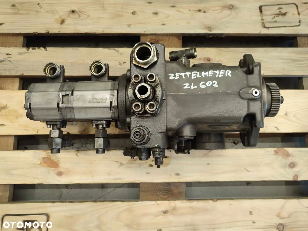 Pompa jazdy  Zettelmeyer ZL602 (4263820) - 7