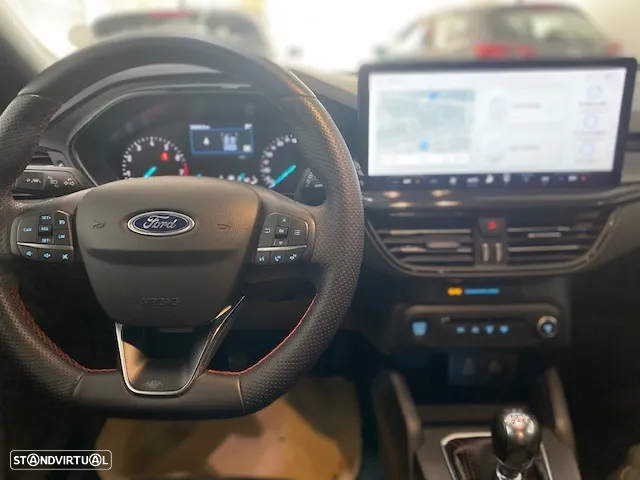Ford Focus 1.0 EcoBoost MHEV ST-Line - 10