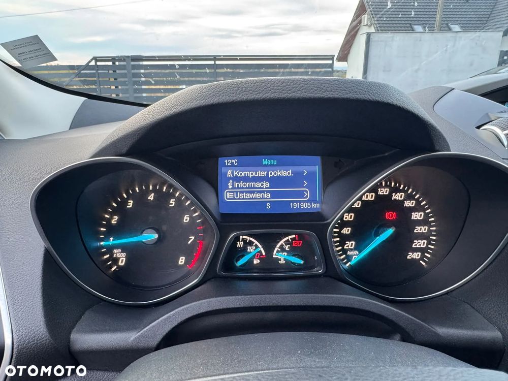 Ford Kuga - 12