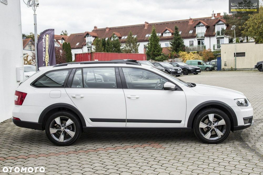 Skoda Octavia Scout 1.8 TSI 4x4 DSG - 13