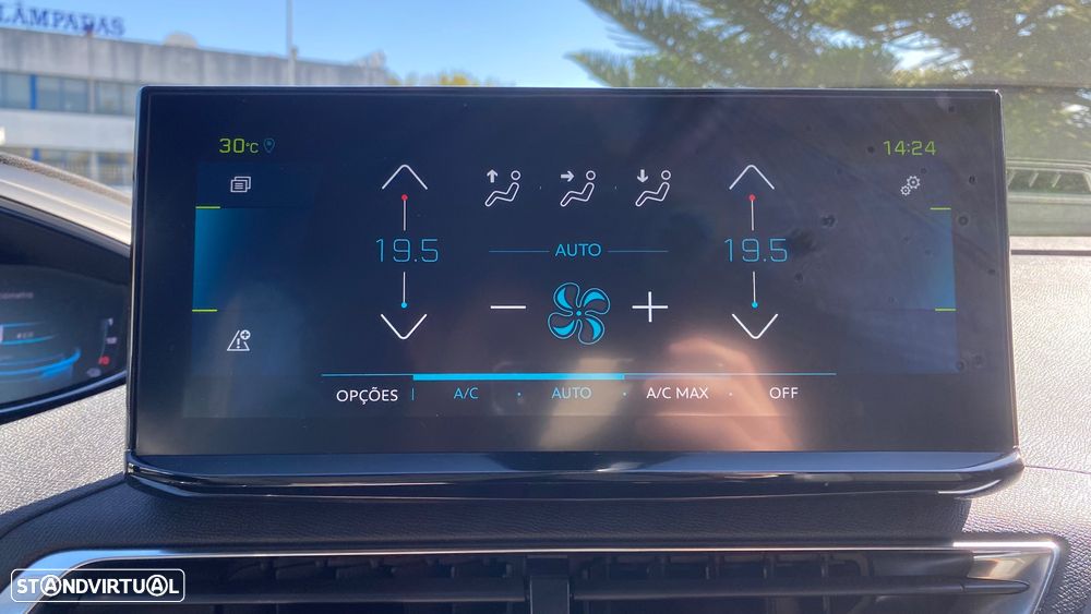 Peugeot 3008 1.6 Hybrid GT e-EAT8 - 39