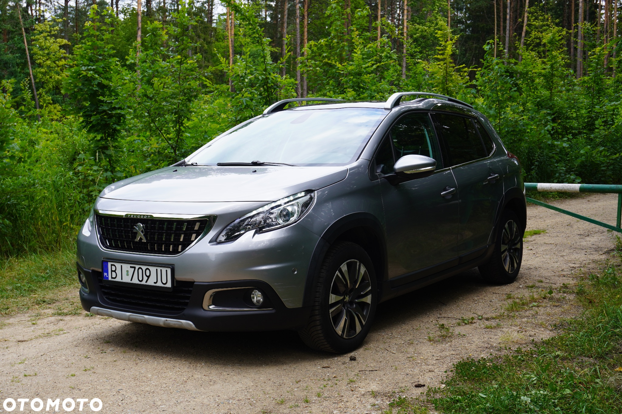 Peugeot 2008 1.2 Pure Tech Allure S&S EAT6 - 11