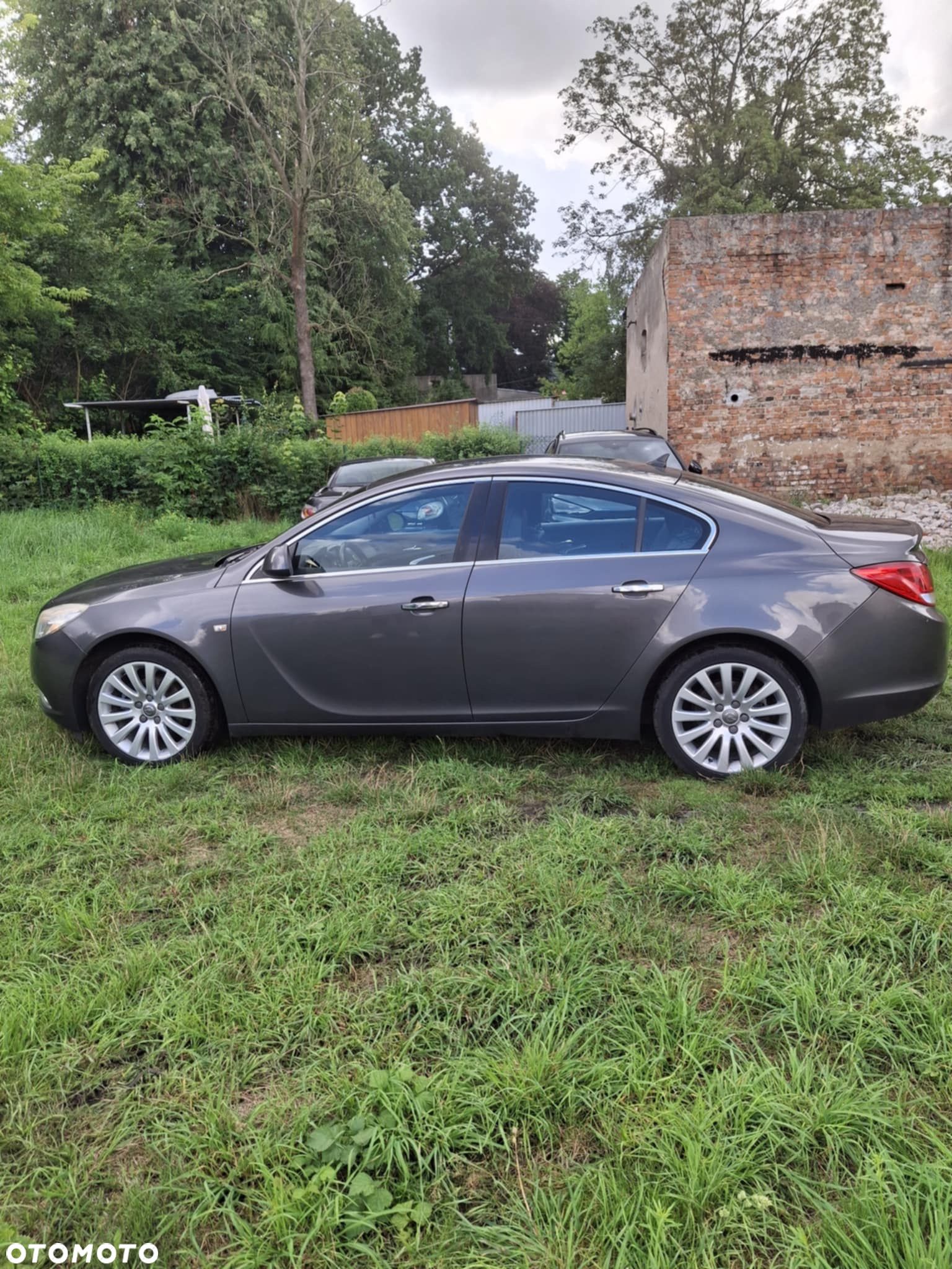 Opel Insignia - 1