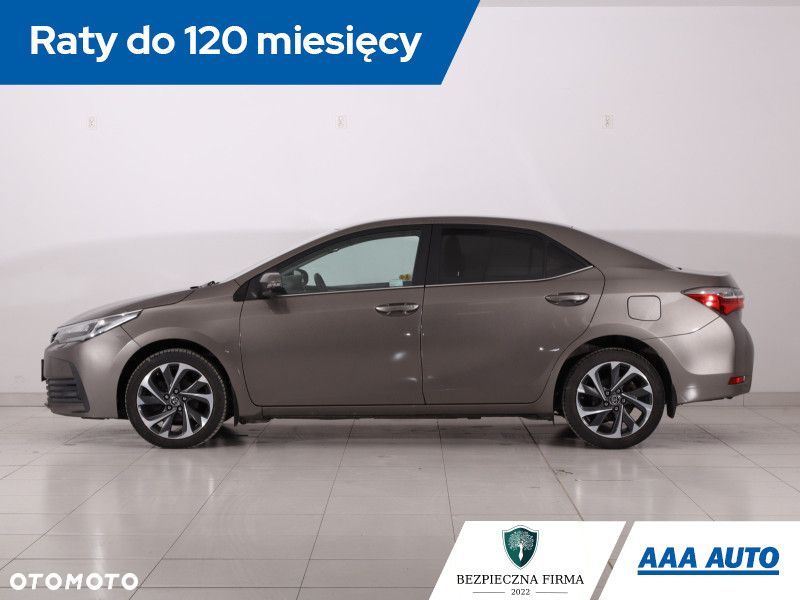 Toyota Corolla - 4
