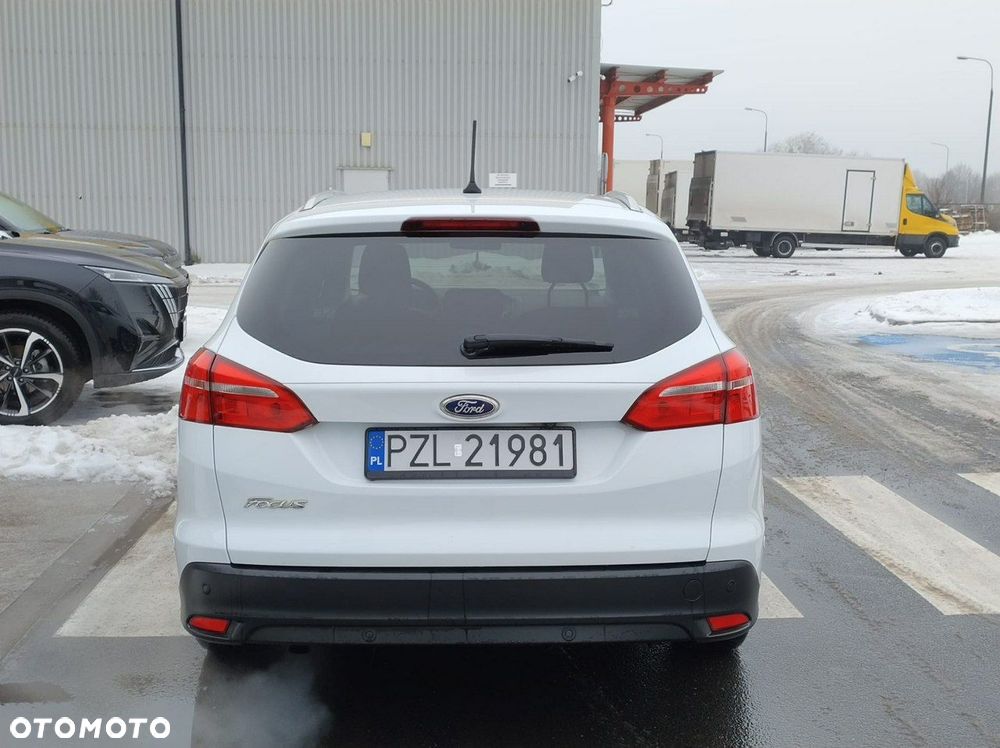 Ford Focus SW - 4