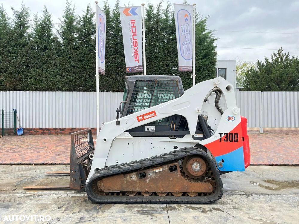 Takeuchi T 300 - 1
