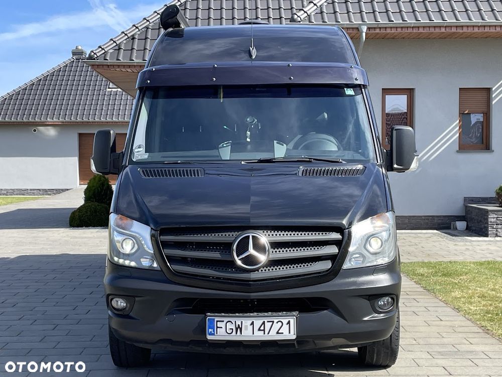 Mercedes-Benz Sprinter 319 CDI - 12