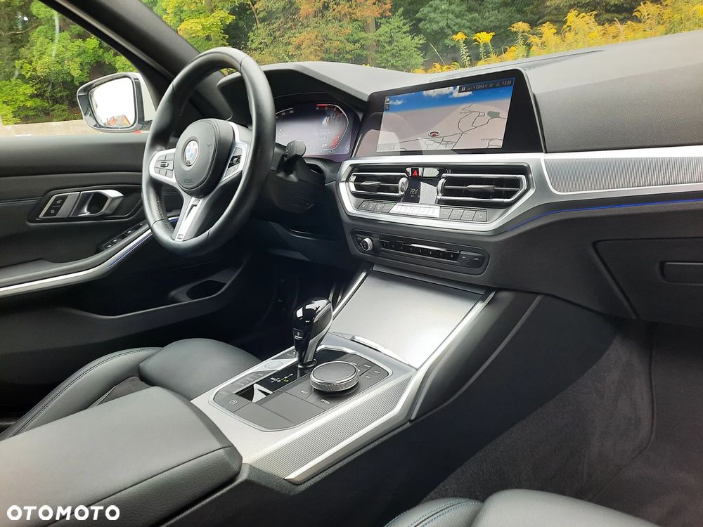 BMW Seria 3 320d xDrive M Sport sport - 15