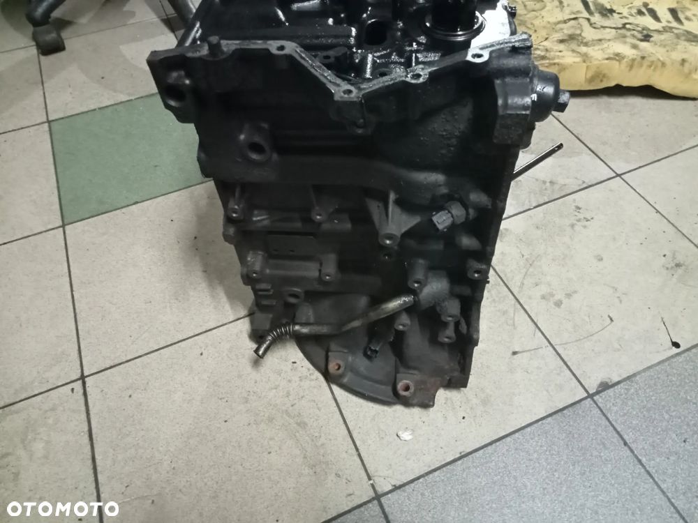 blok silnika vivaro trafic 2.0 dci m9r m9re780 kompletny - 11