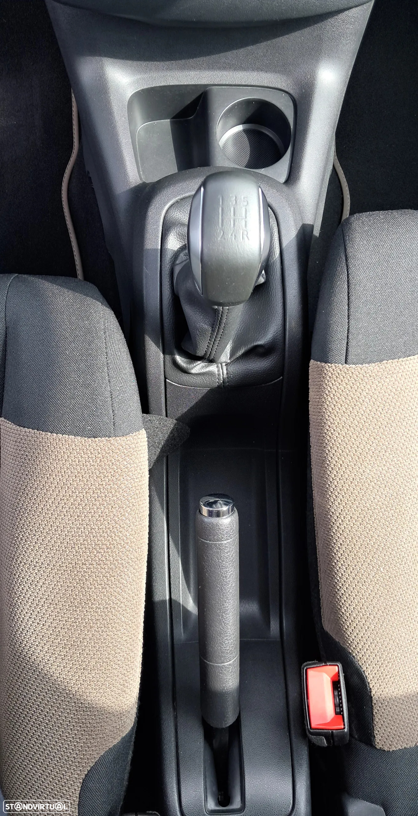 Citroën C4 Cactus 1.2 PureTech Shine - 7