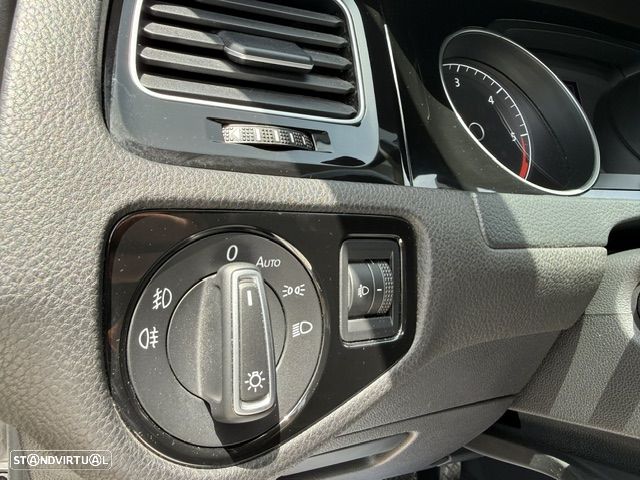 VW Golf Variant 1.6 TDi Highline - 18