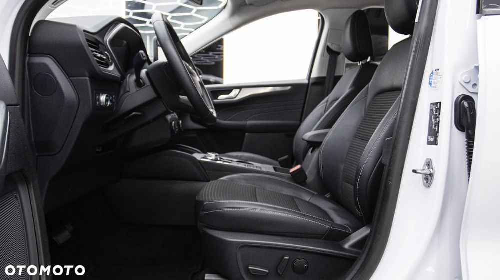 Ford Kuga 2.5P PHEV FWD Titanium X - 16