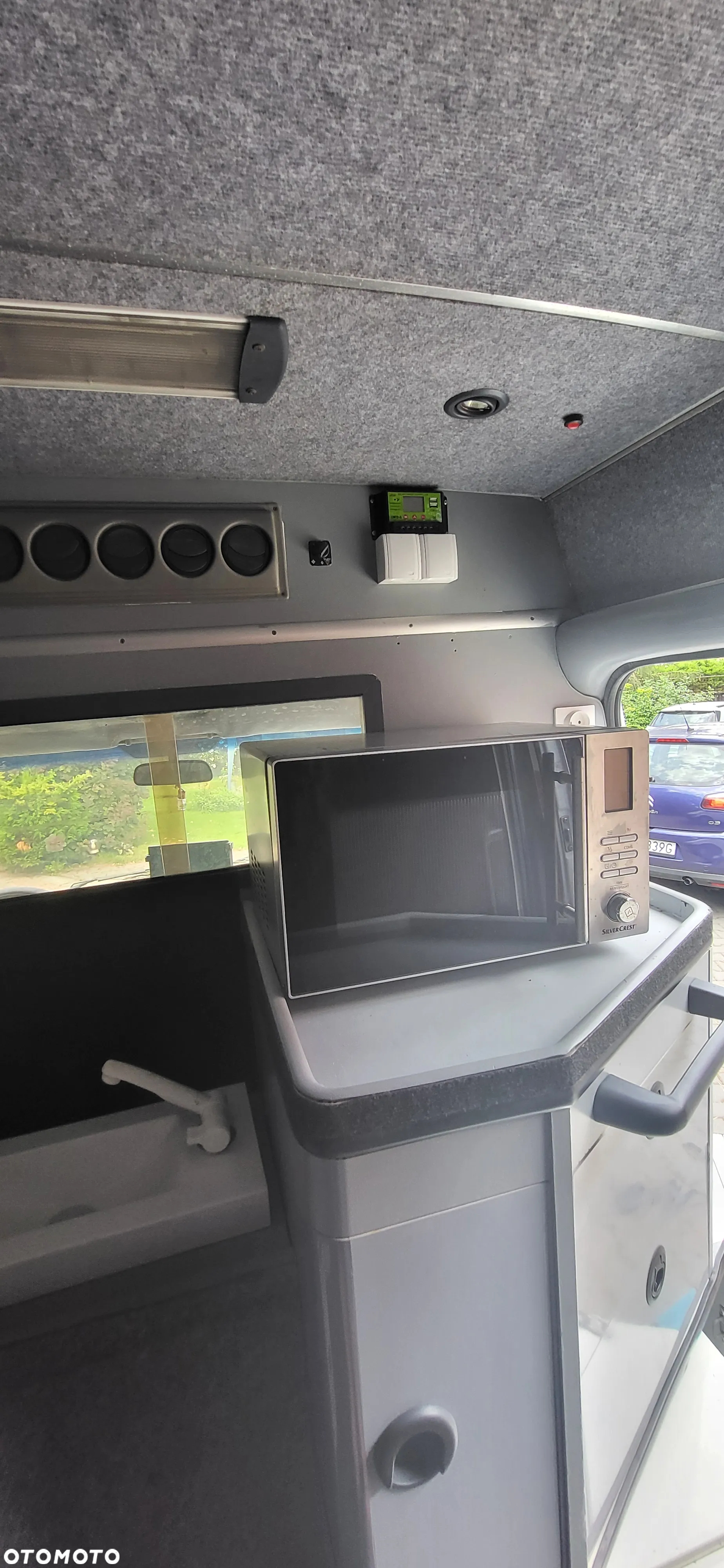 Mercedes-Benz Sprinter - 16