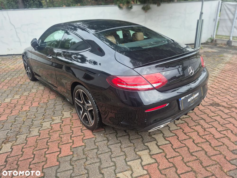Mercedes-Benz C-Class 2018 photo 4