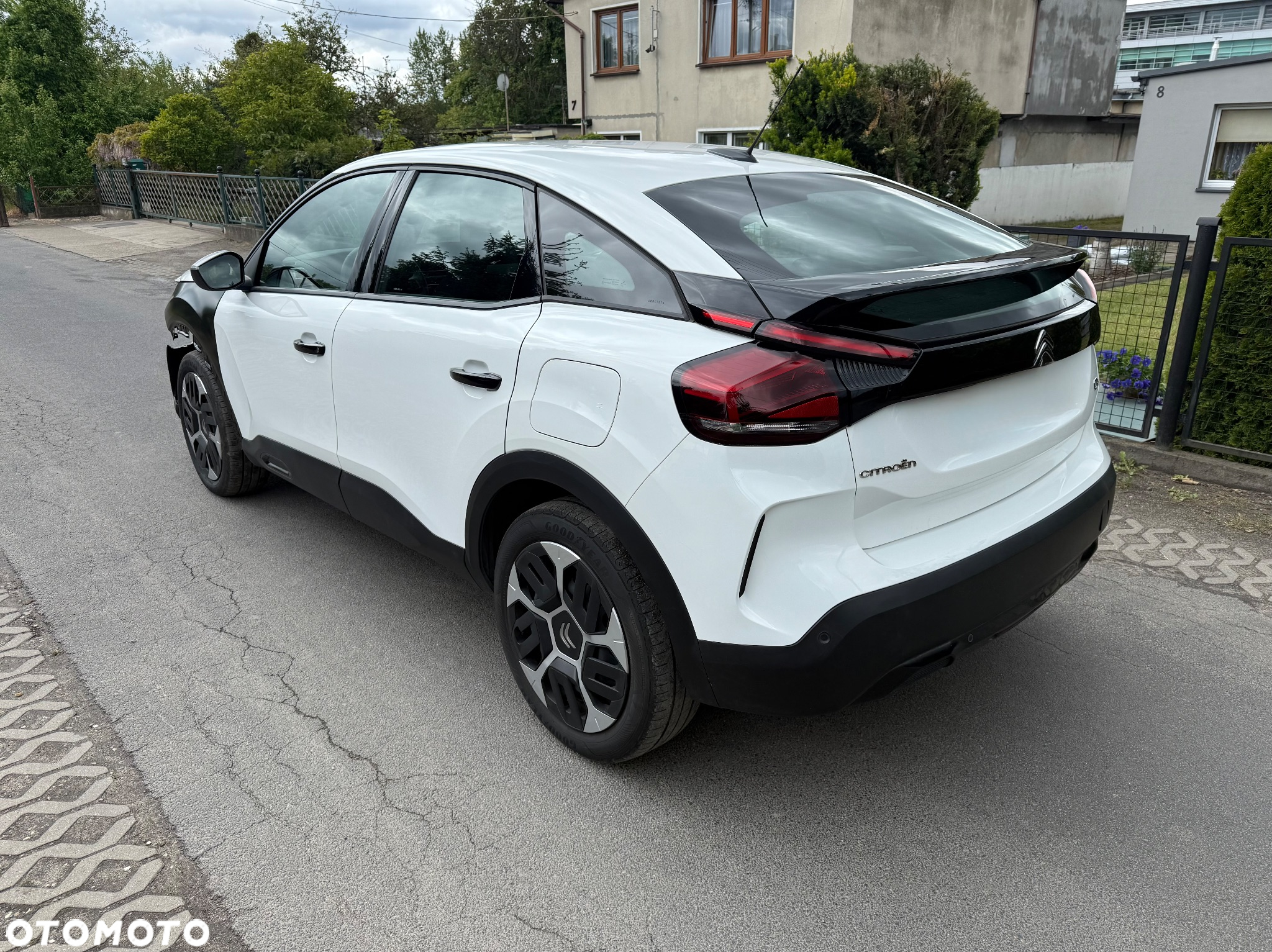 Citroën C4 PureTech 100 Stop&Start LIVE - 4