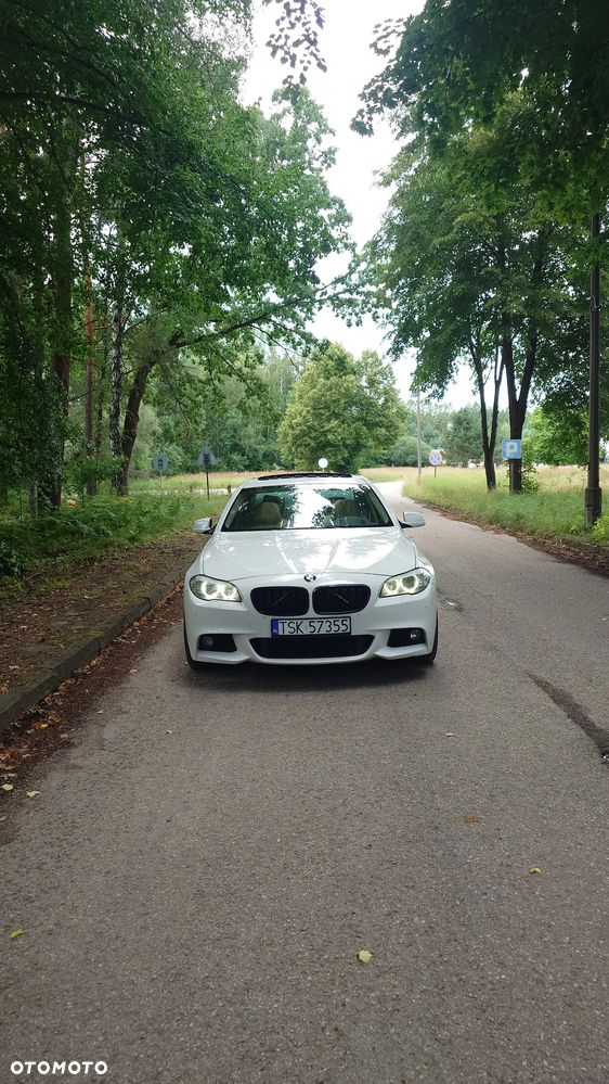 BMW Seria 5 535i Sport-Aut - 12