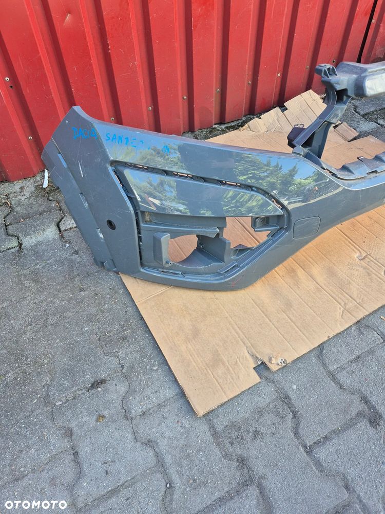 Dacia Sandero III  zderzak przedni. - 2