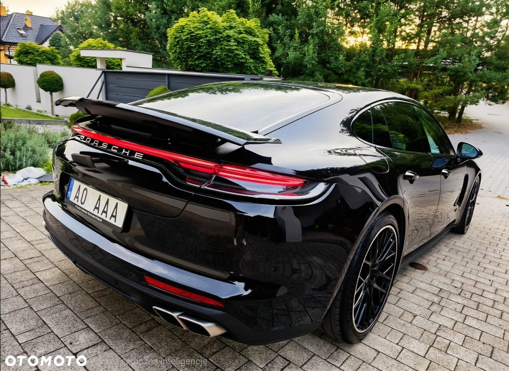 Porsche Panamera - 1