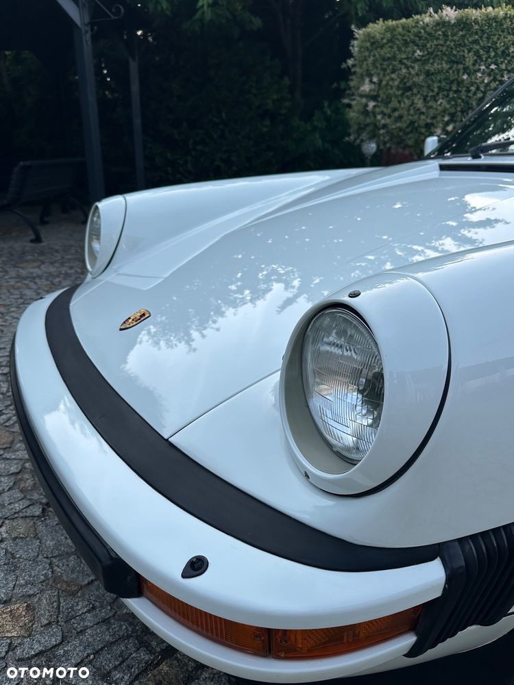 Porsche 911 - 8