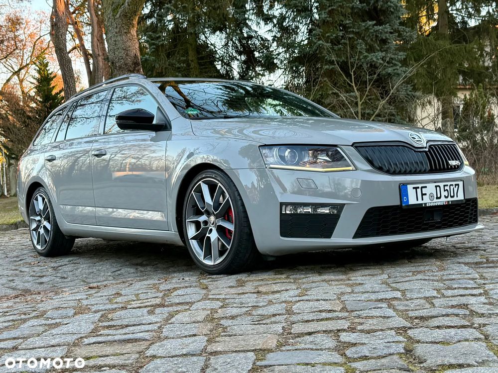 Skoda Octavia 2.0 TDI RS Challenge DSG - 12