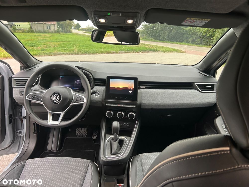 Renault Clio - 10