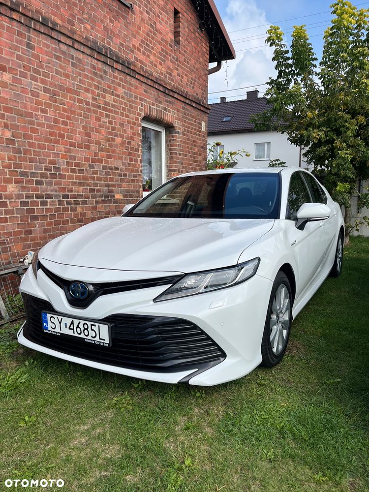 Toyota Camry 2020 photo 2