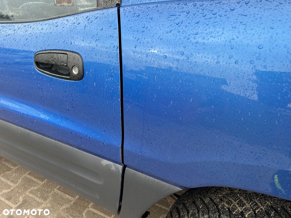 Toyota RAV4 - 16