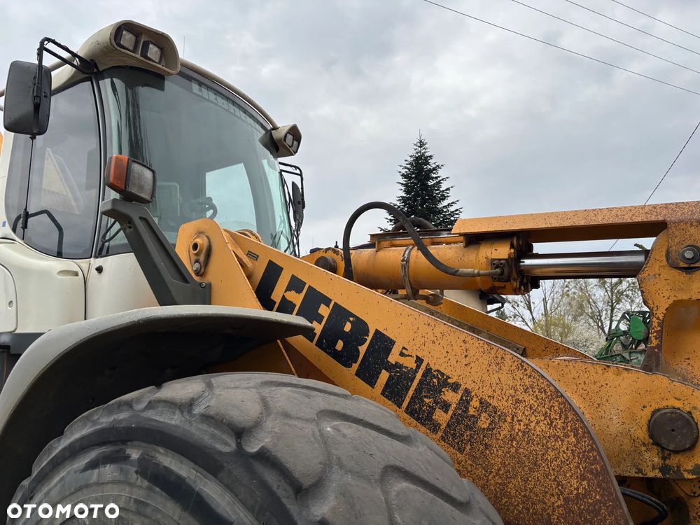 Liebherr L576 - 10