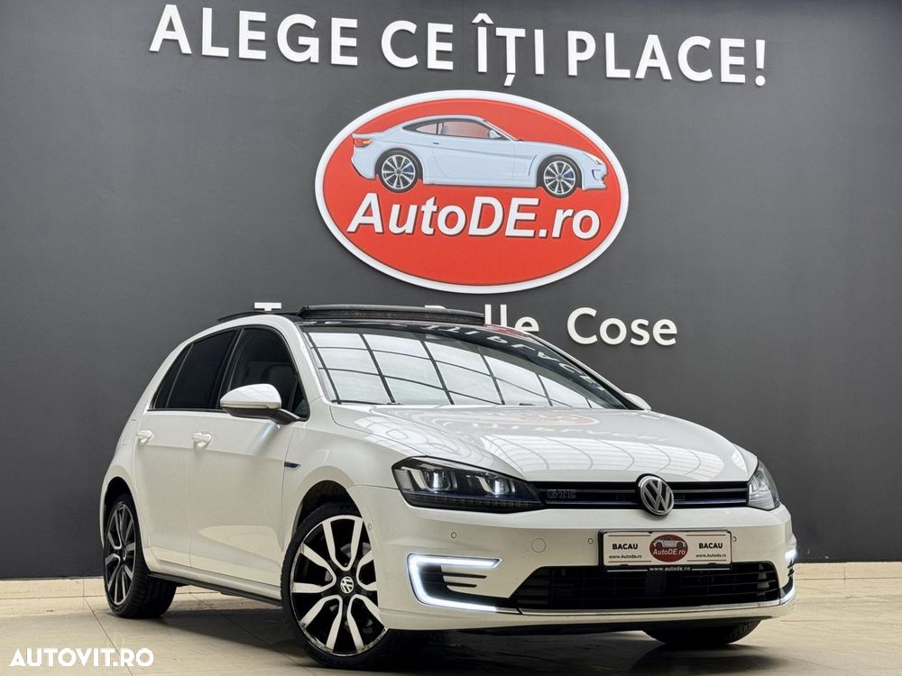 Volkswagen Golf - 2