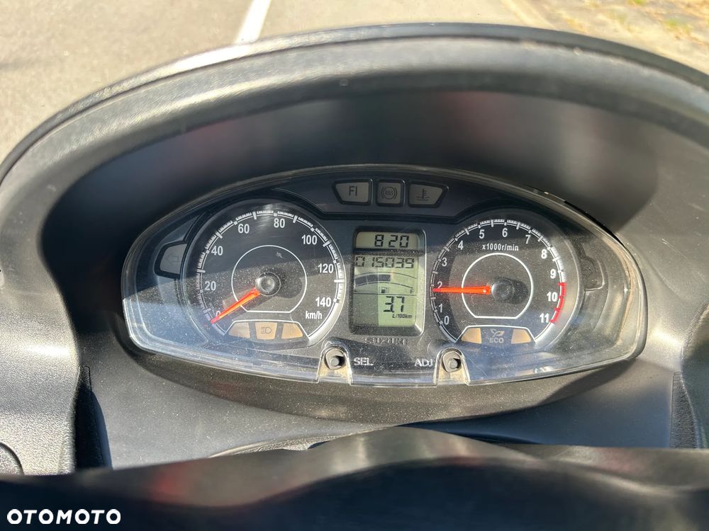 Suzuki Burgman - 11