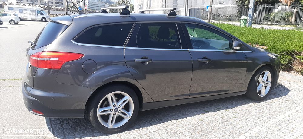Ford Focus SW 1.0 SCTi Titanium - 6